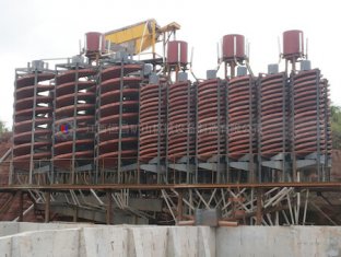 選礦設備鋯英石螺旋溜槽有哪些優(yōu)點?