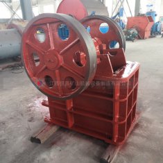 礦山機(jī)械設(shè)備中鵝卵石碎石機(jī)都有哪幾種?